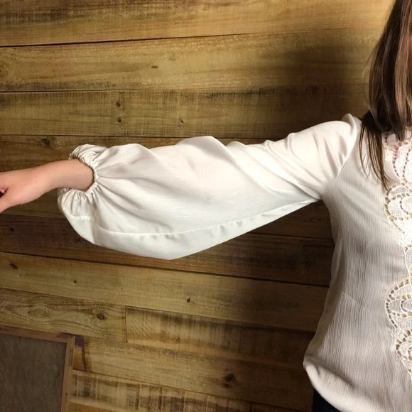 BCBG Maxazria, tie waisted blouse - Picture 9 of 11